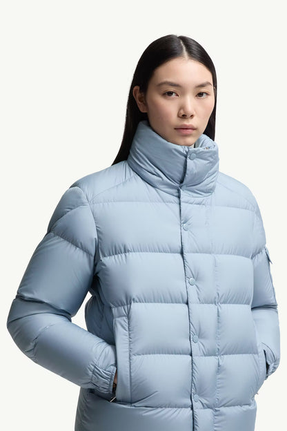 Maya 70 Hooded Short Down Jacket