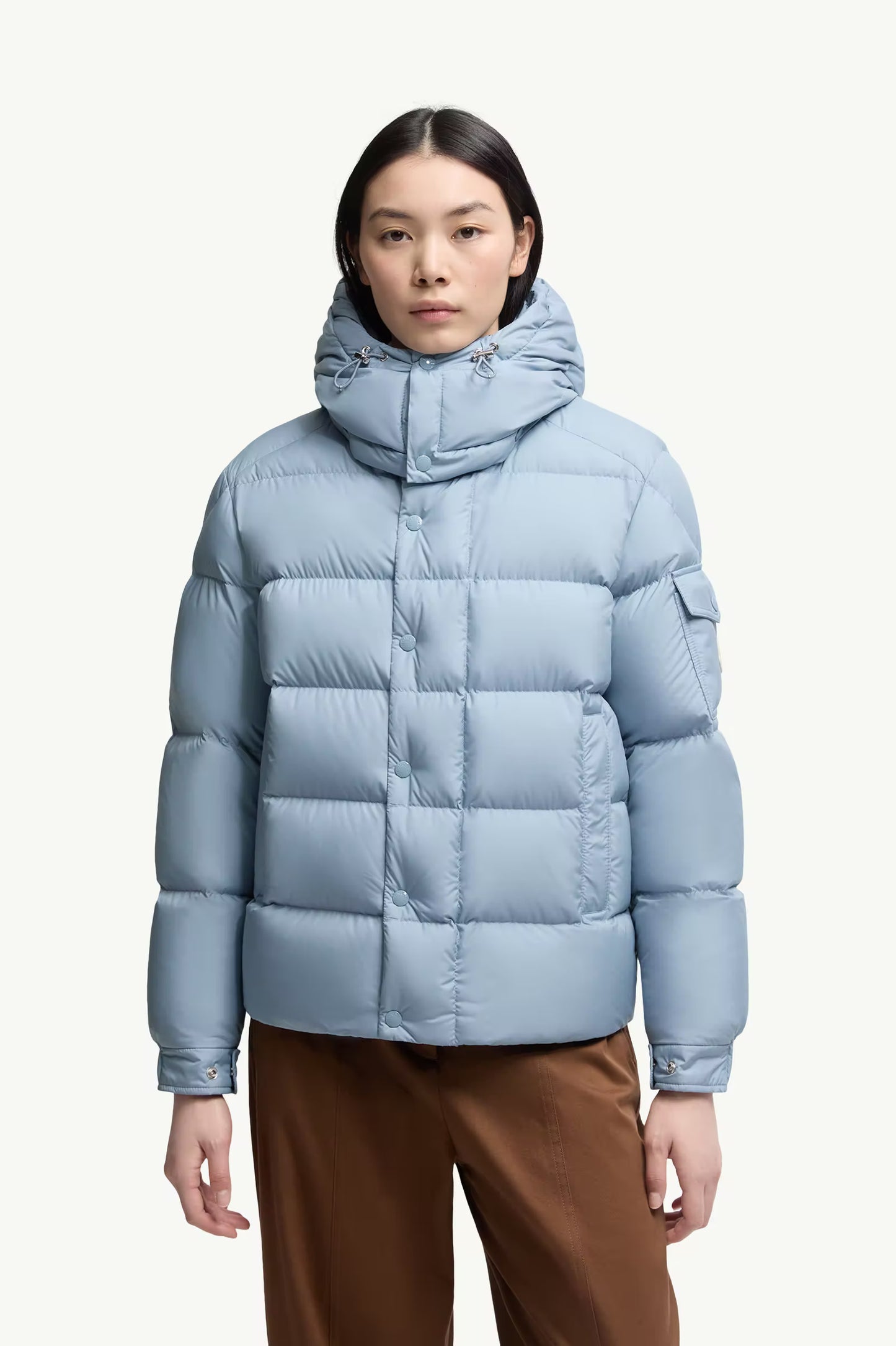 Maya 70 Hooded Short Down Jacket